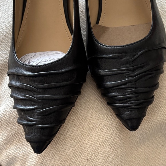 Marc Fisher Black Leather Heels - Picture 5 of 6
